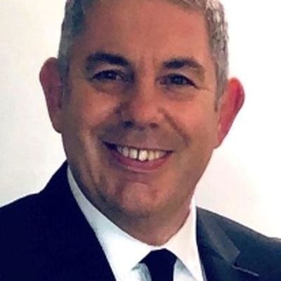 Portrait of Rob Morgan